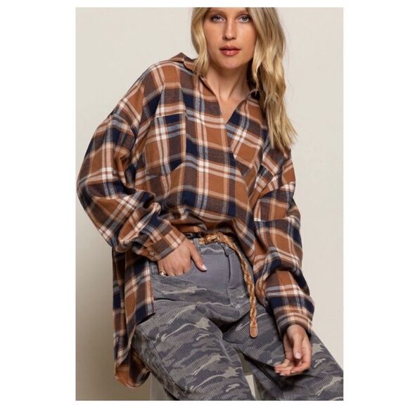 𝅺pol Plaid Soft Shirt Featuring relaxed fit and half overlay front with collar - Picture 9 of 9